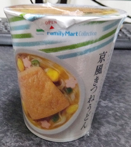 京風きつねうどん(142円)