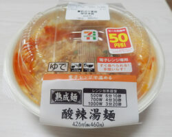 熟成中華麺酸辣湯麺[スーラータンメン](460円)