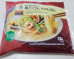 具だくさんちゃんぽん(338円)