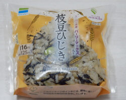 スーパー大麦 枝豆ひじき おむすび(125円)