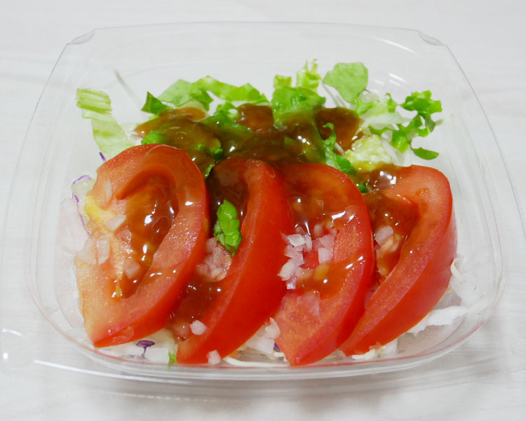 ミニストップ「オニオンソースで食べるトマトサラダ(297円)」