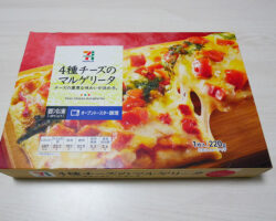 冷凍食品 4種チーズのマルゲリータ(498円)