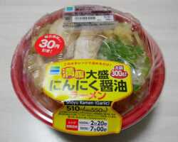 大盛にんにく醤油ラーメン(550円)