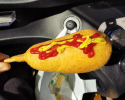 セブンイレブン「ビッグアメリカンドッグ(108円)」