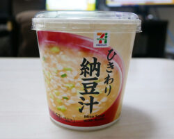 カップみそ汁 ひきわり納豆汁(116円)