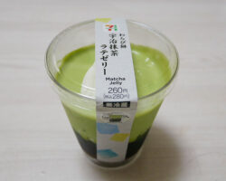 わらび餅宇治抹茶ラテゼリー(280円)