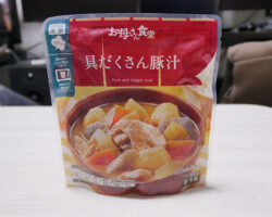 具だくさん豚汁(218円)