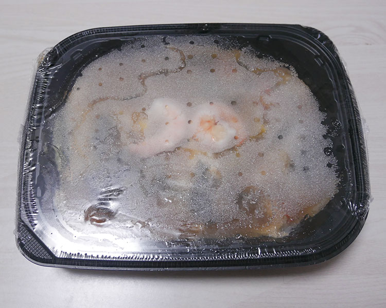 ファミリーマート「冷凍食品 8品目具材の中華丼(430円)」
